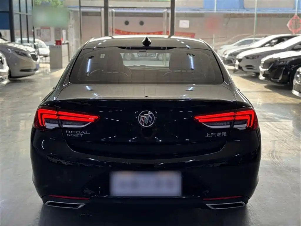 Buick Regal 2021 — фото 12