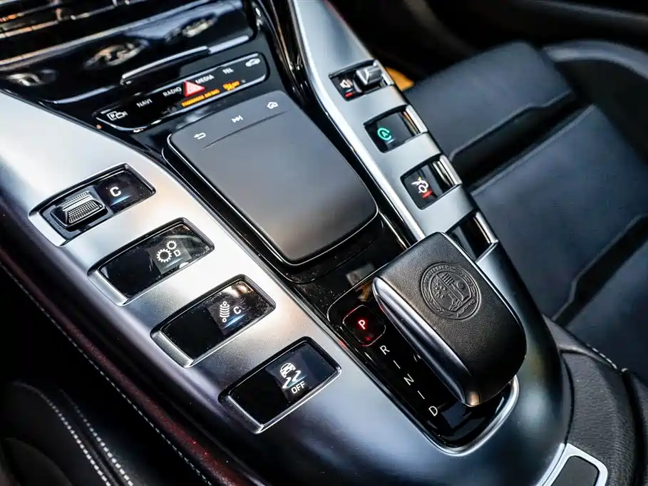 Mercedes-Benz AMG GT 2020 — фото 31