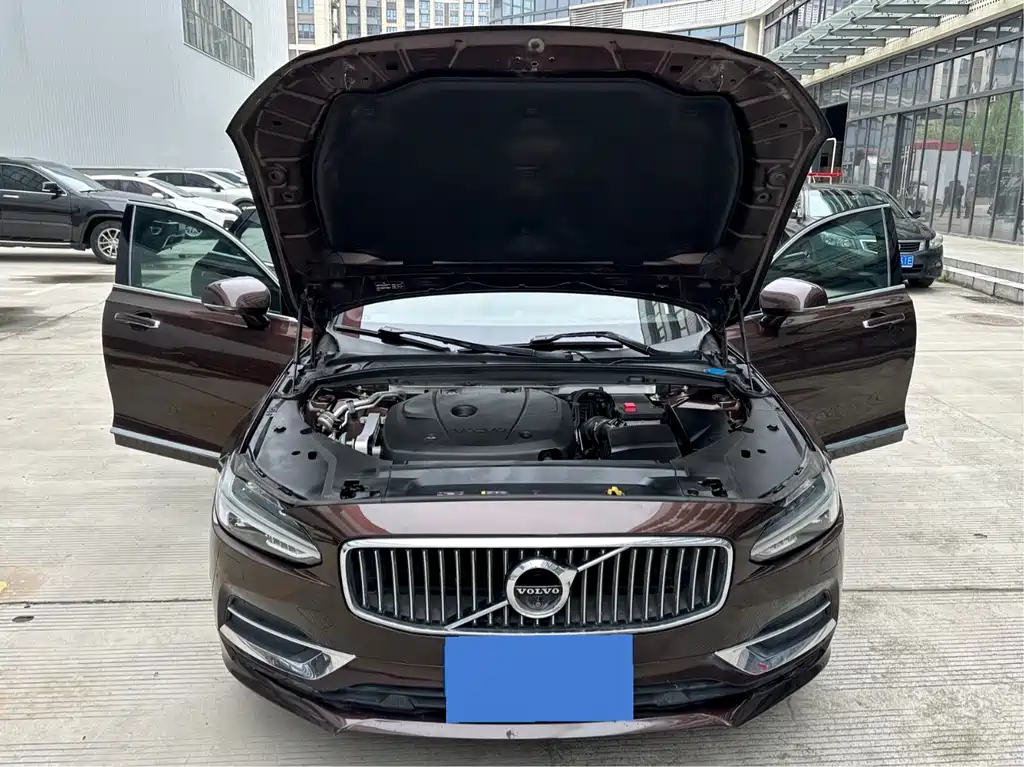 Volvo S90 2017 — фото 7