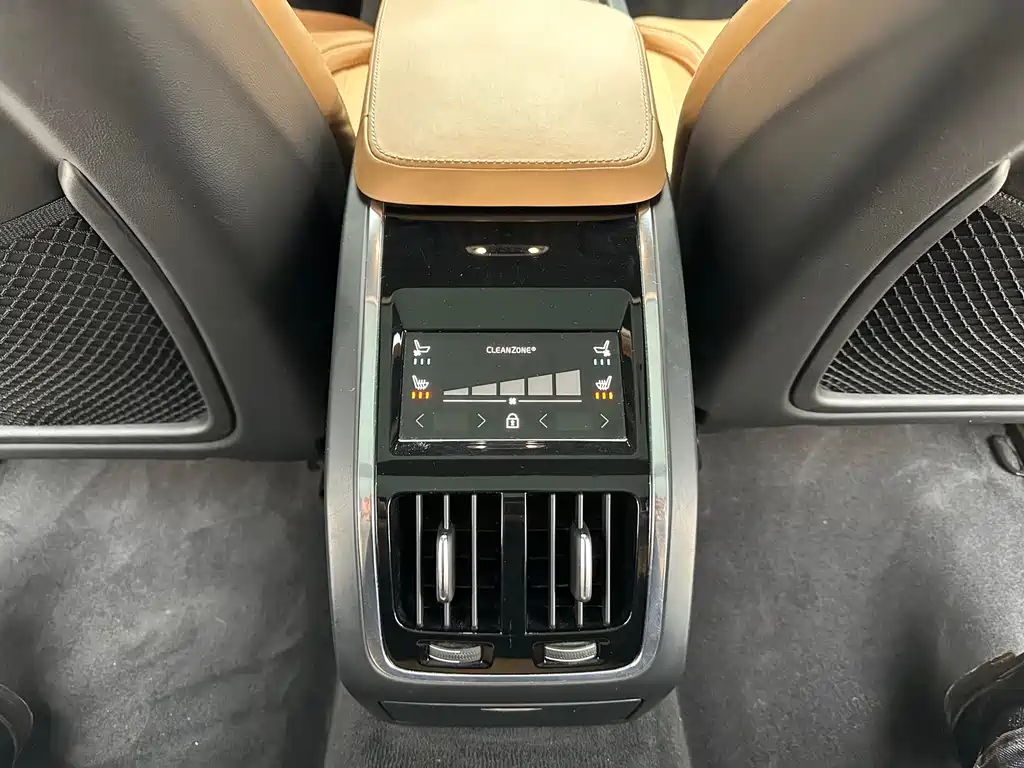 Volvo S90 2017 — фото 16