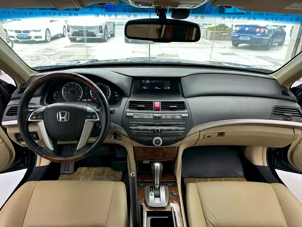 Honda Accord 2012 — фото 5