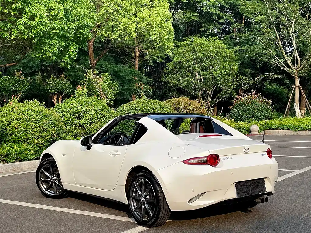 Mazda MX-5 2018 — фото 5