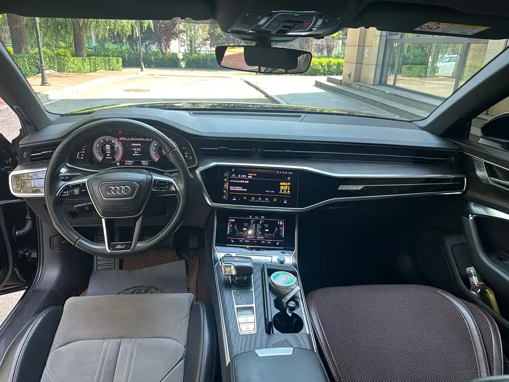 Audi A6L 2023 — фото 12