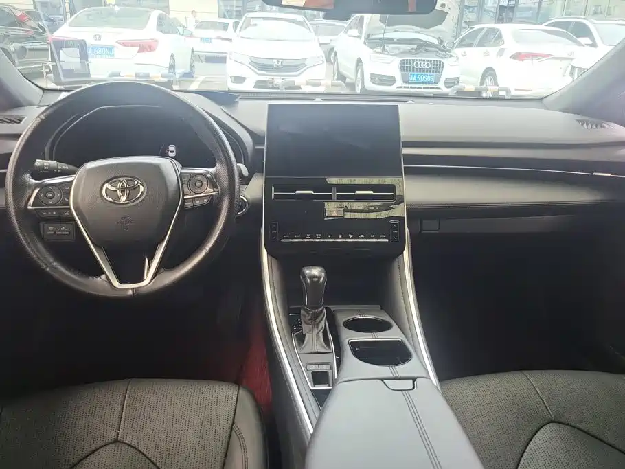 Toyota Avalon 2023 — фото 12