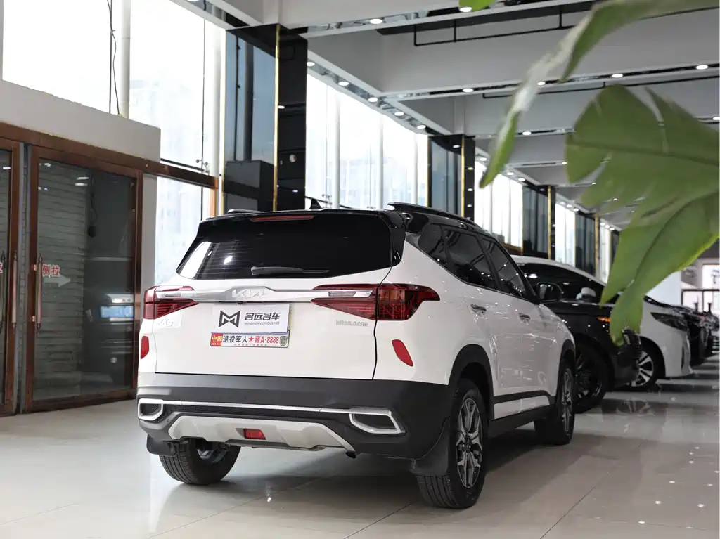 Kia KX3 2023 — фото 15