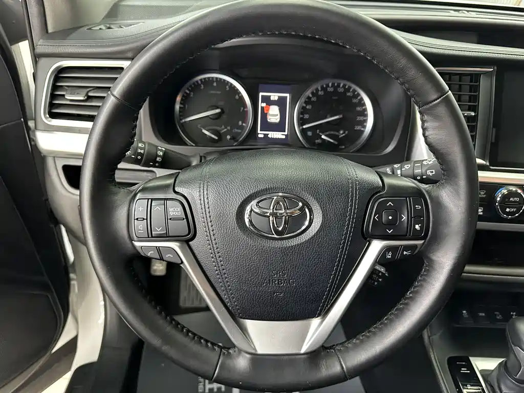 Toyota Highlander 2021 — фото 19