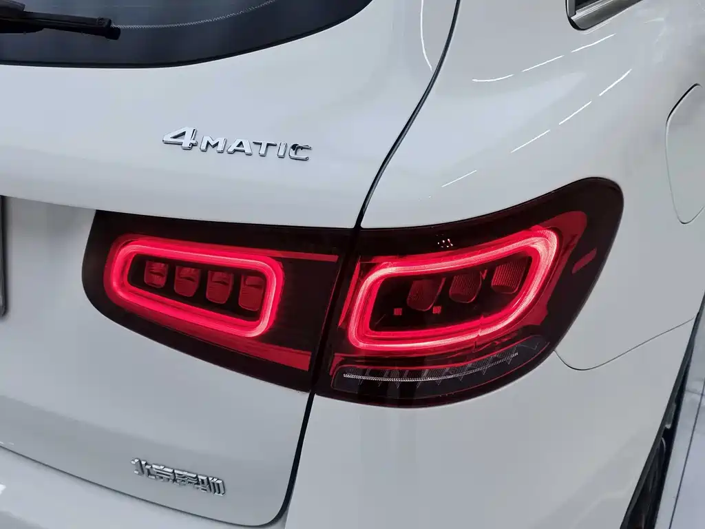 Mercedes-Benz GLC 2020 — фото 20
