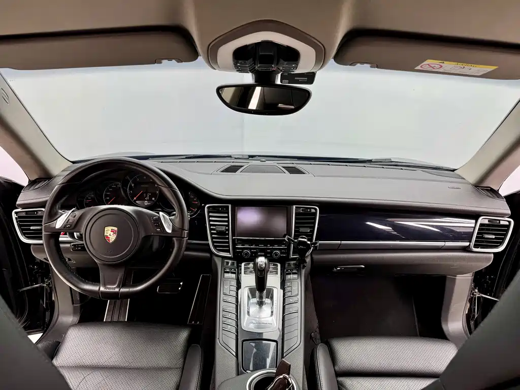 Porsche Panamera 2016 — фото 22