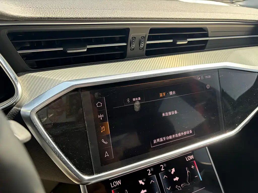 Audi A6L 2019 — фото 12