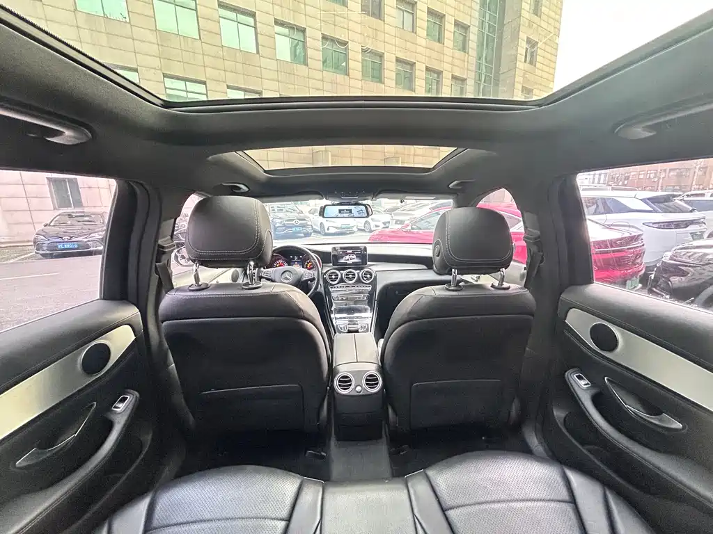 Mercedes-Benz GLC 2016 — фото 17