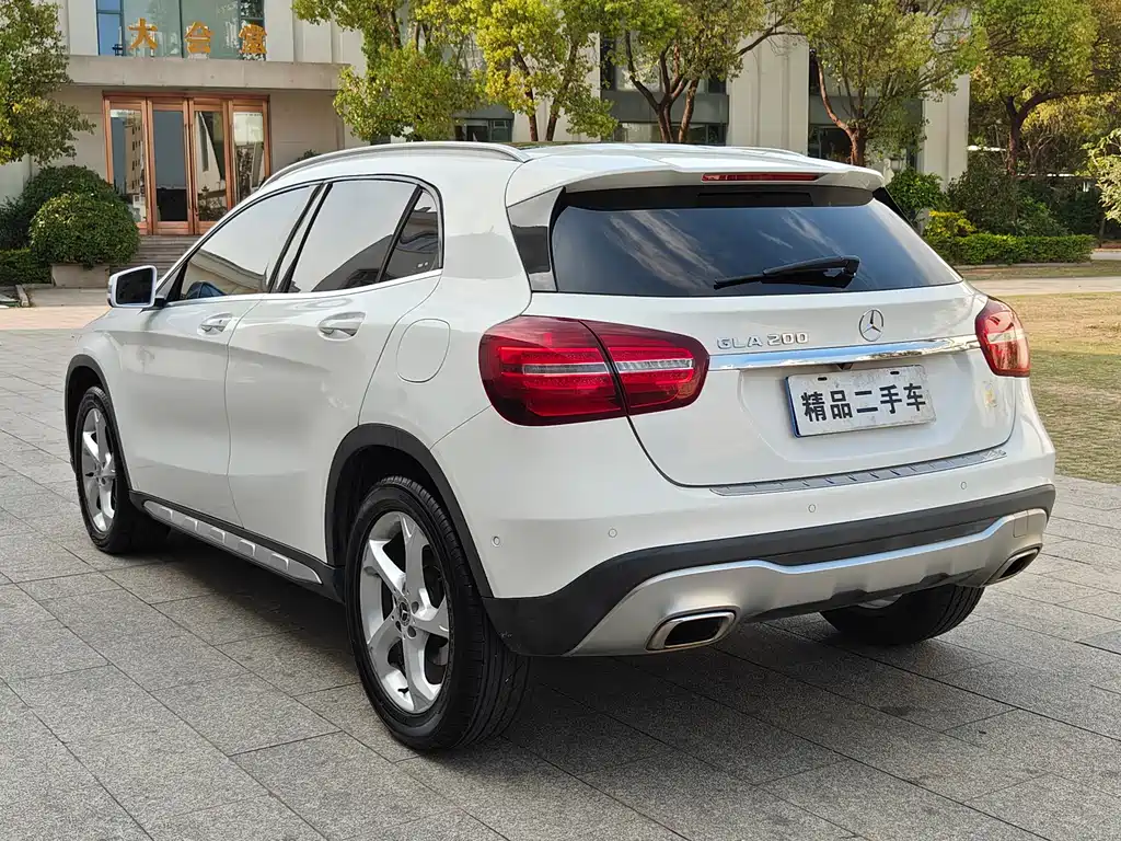 Mercedes-Benz GLA 2018 — фото 8