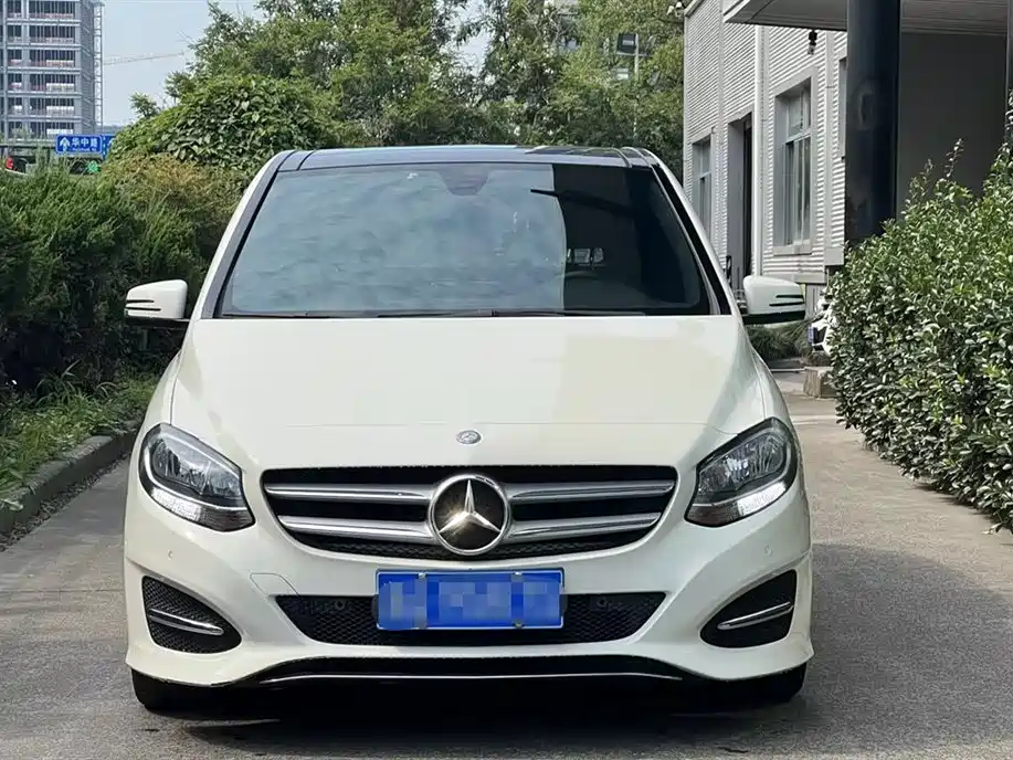Mercedes-Benz B-Class 2017 — фото 7