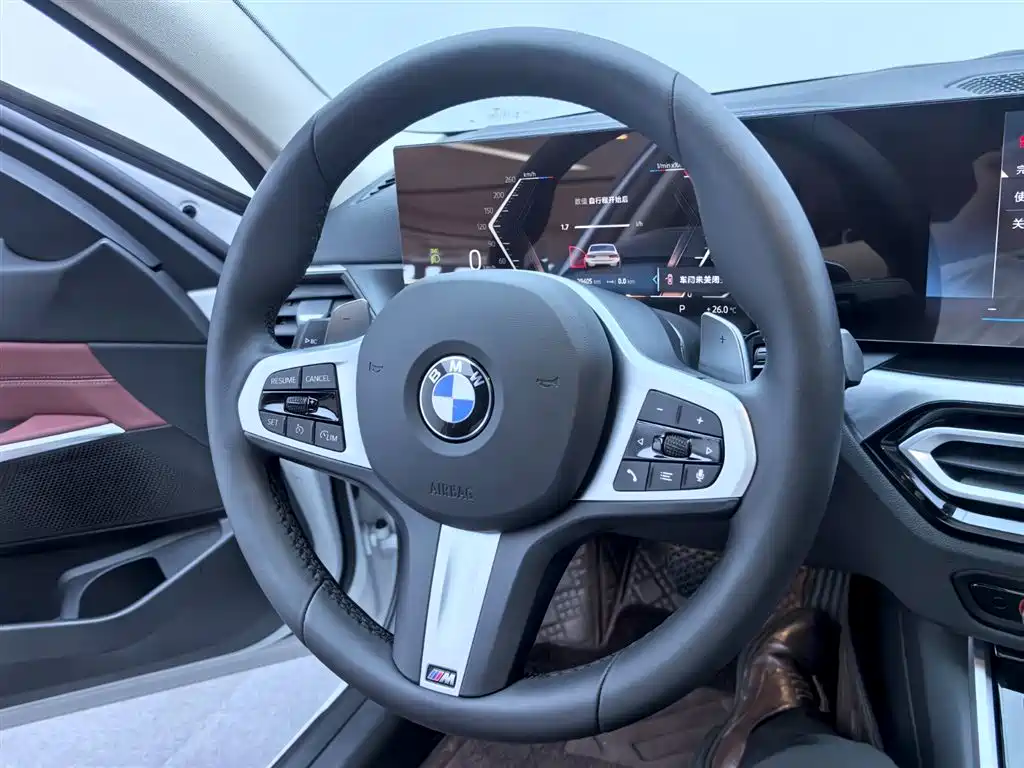 BMW 3 Series 2023 — фото 16