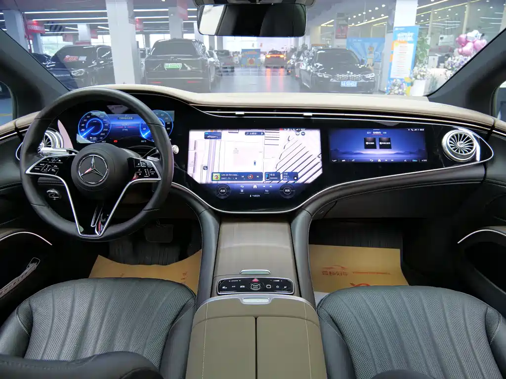 Mercedes-Benz EQS 2022 — фото 16