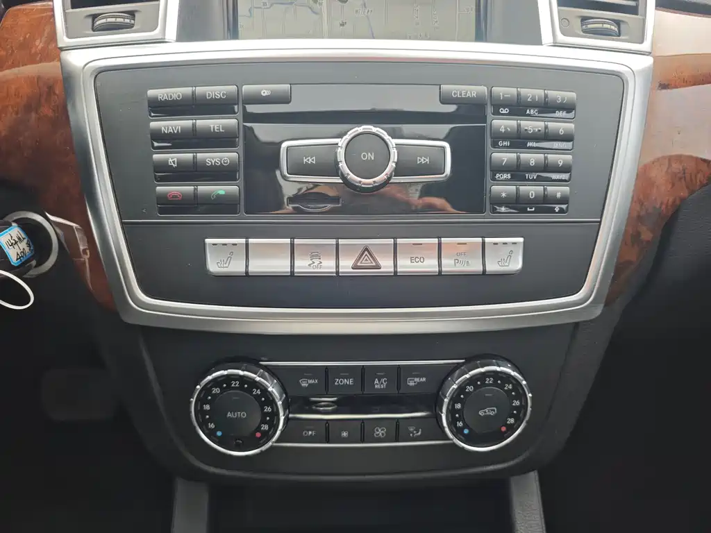 Mercedes-Benz M-Class 2014 — фото 16