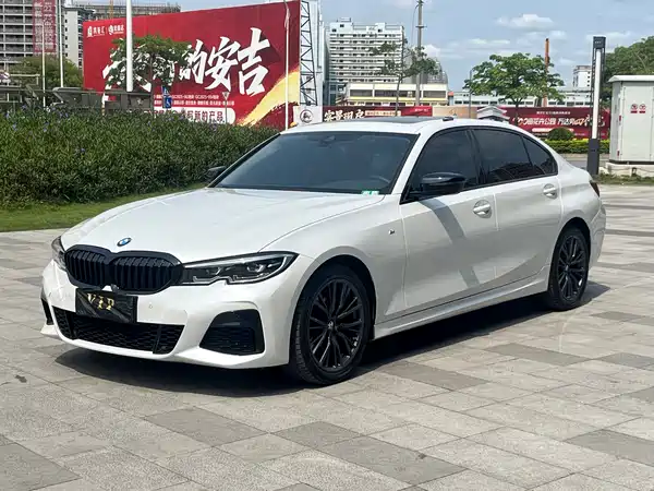 BMW 3 Series 2021