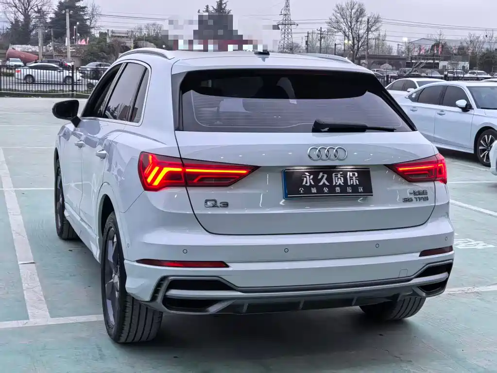 Audi Q3 2021 — фото 22