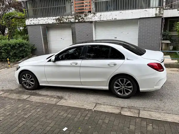 Mercedes-Benz C-Class 2016