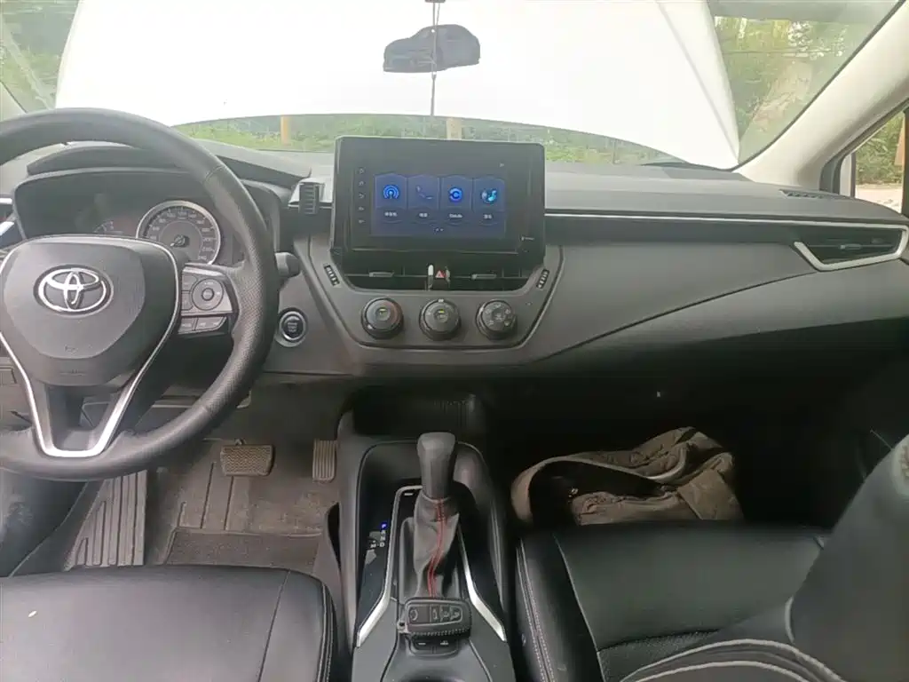 Toyota Corolla 2021 — фото 13
