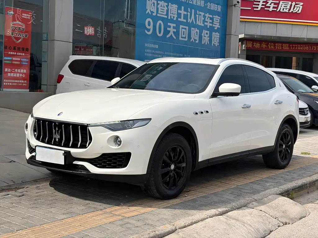 Maserati Levante 2018 — фото 1