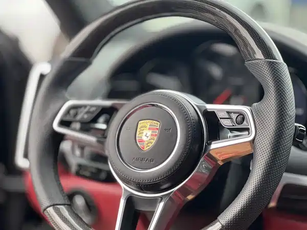 Porsche Cayenne 2011