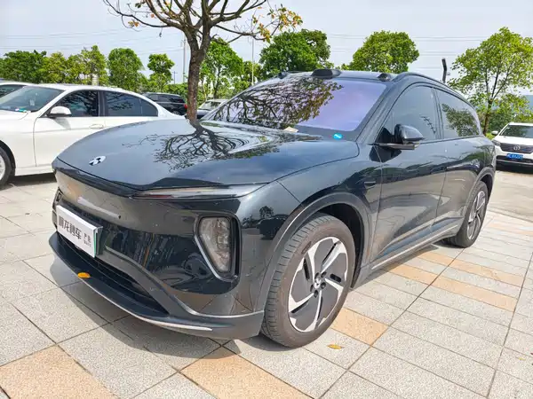 NIO ES6 2025