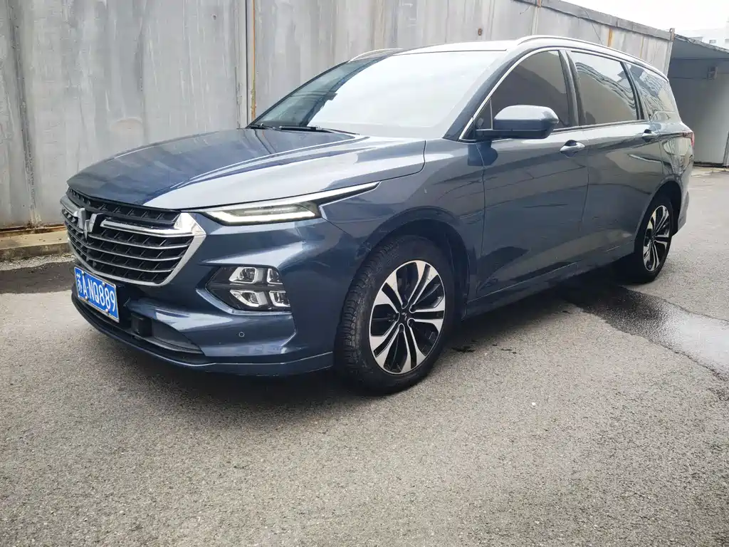 Wuling Victory 2021 — фото 1