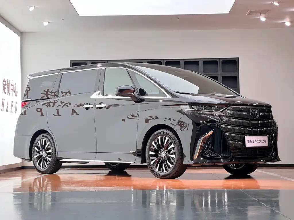 Toyota Alphard 2025 — фото 3