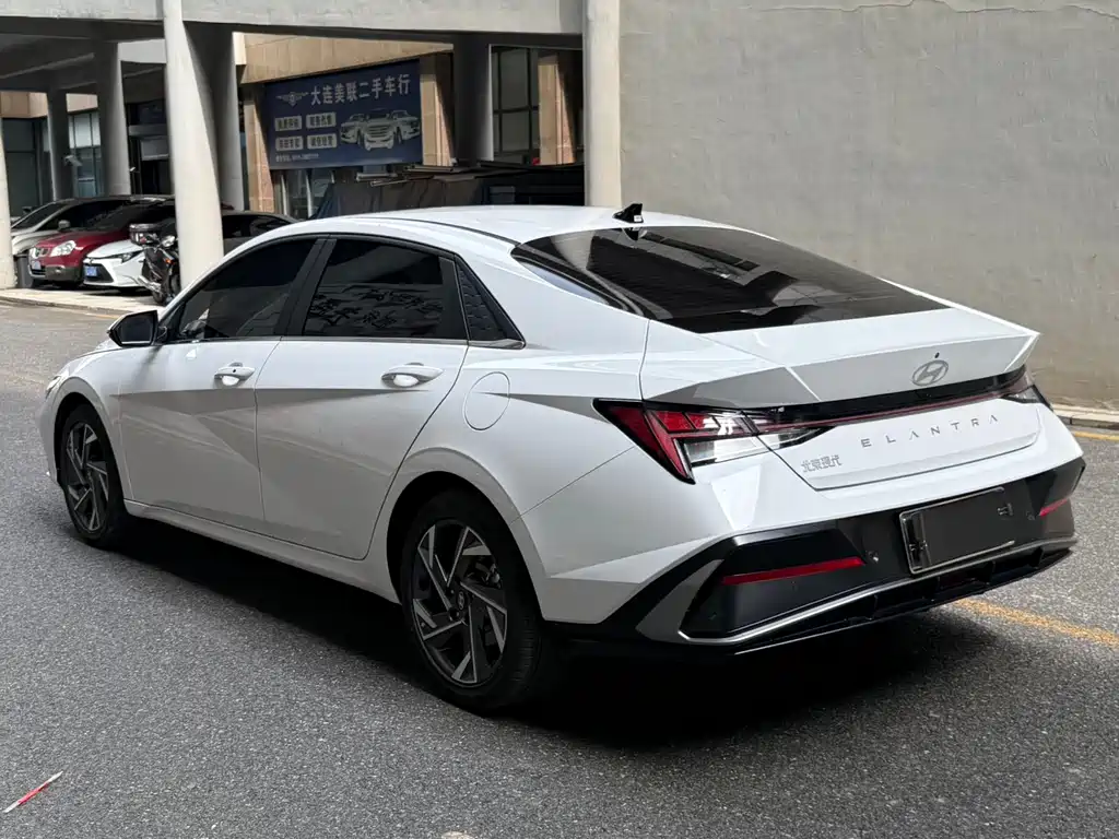 Hyundai Elantra 2026