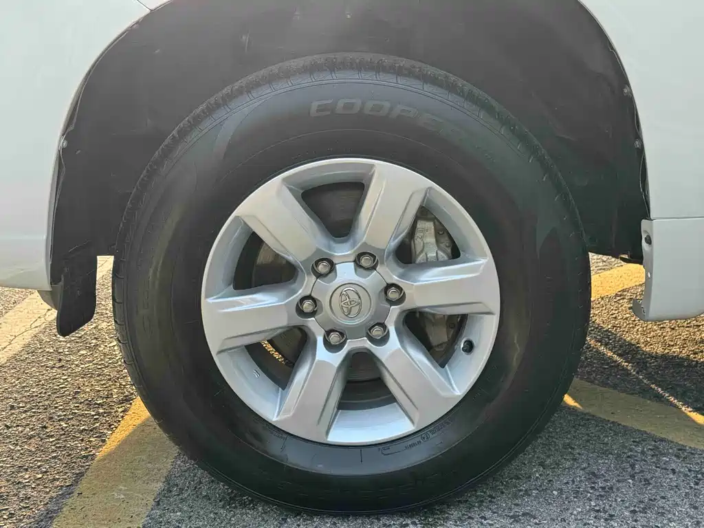Toyota Prado 2017 — фото 14