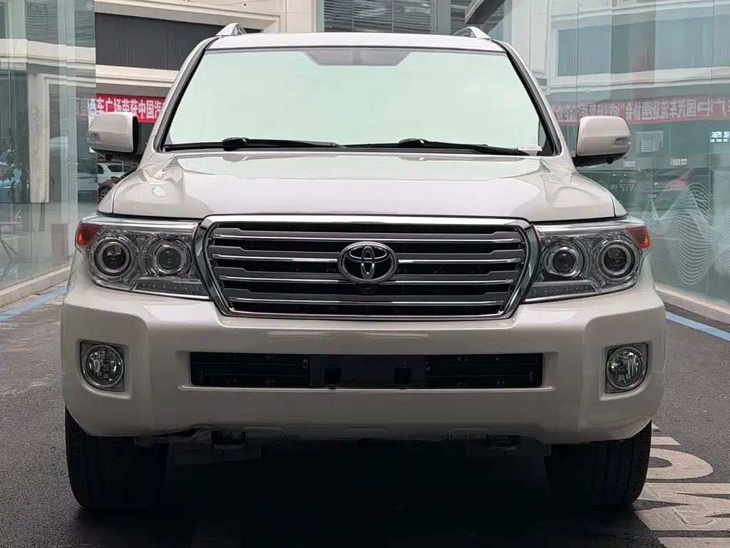 Toyota Land Cruiser 2016 — фото 3
