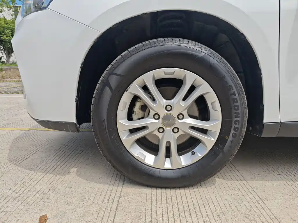 Haval M6 2017