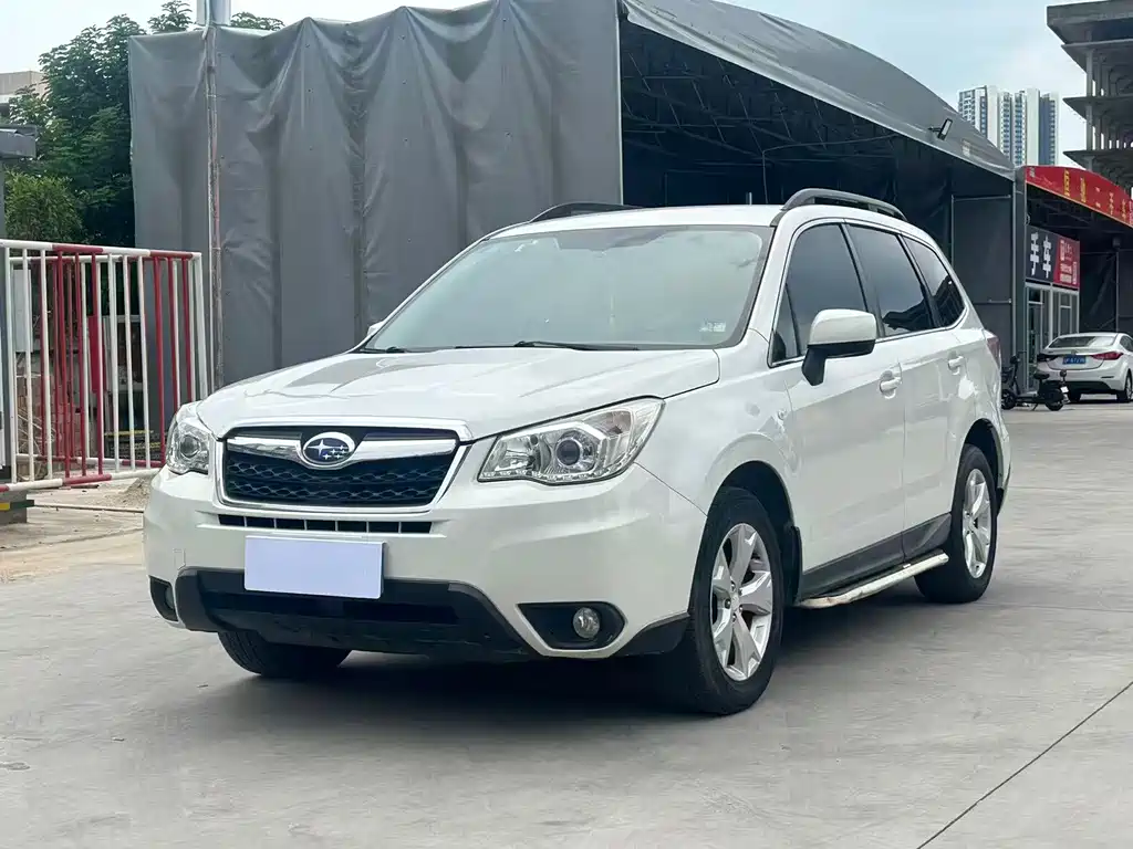 Subaru Forester 2013 — фото 1