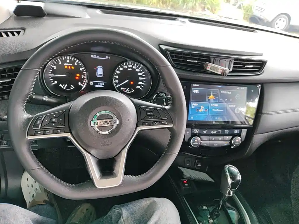 Nissan X-Trail 2020 — фото 10