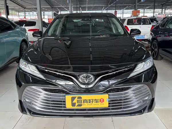 Toyota Camry 2018