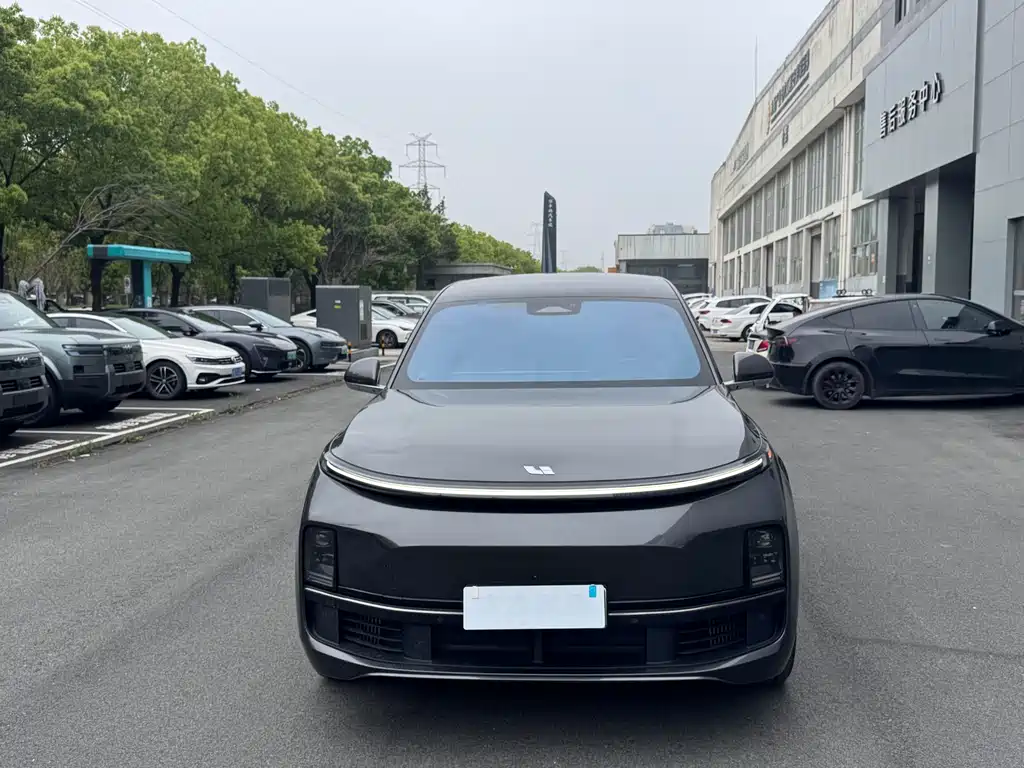 Li Auto Li L8 2023