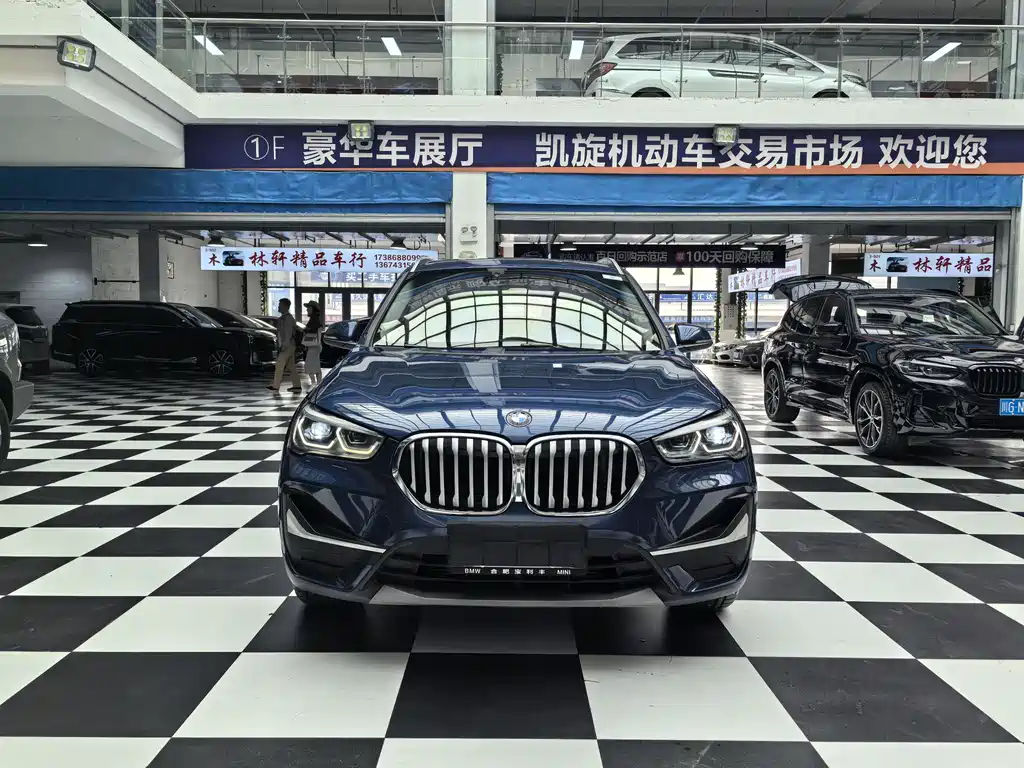 BMW X1 2021 — фото 2