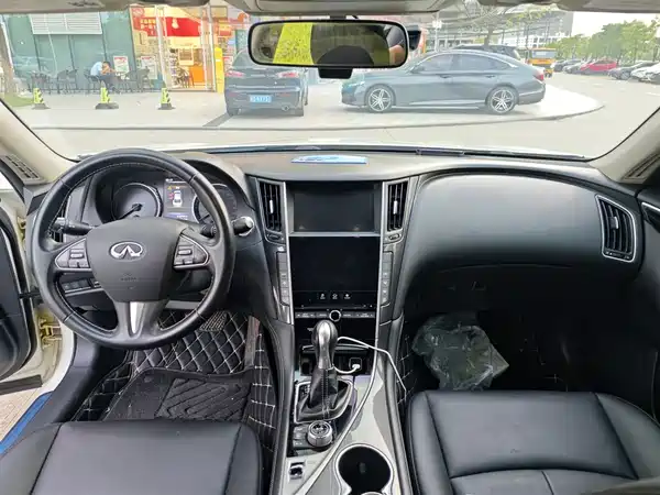Infiniti Q50L 2016