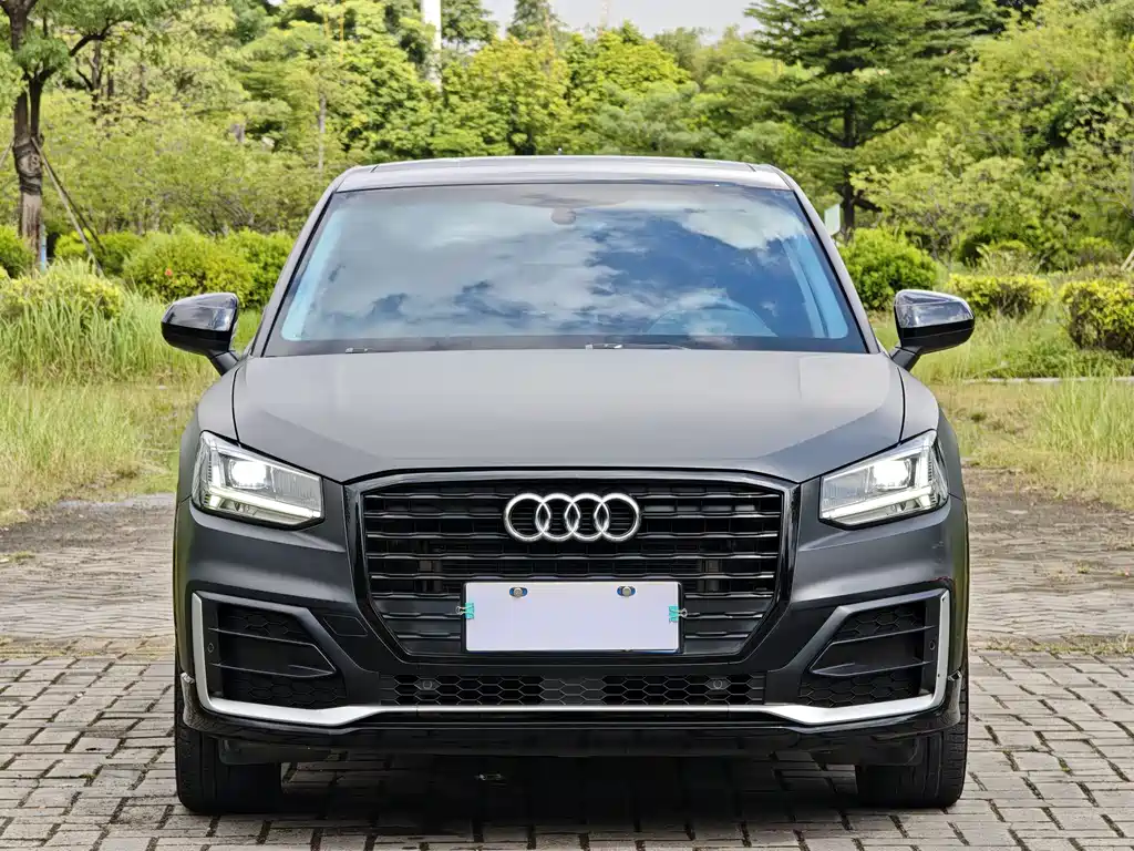 Audi Q2L 2020 — фото 2