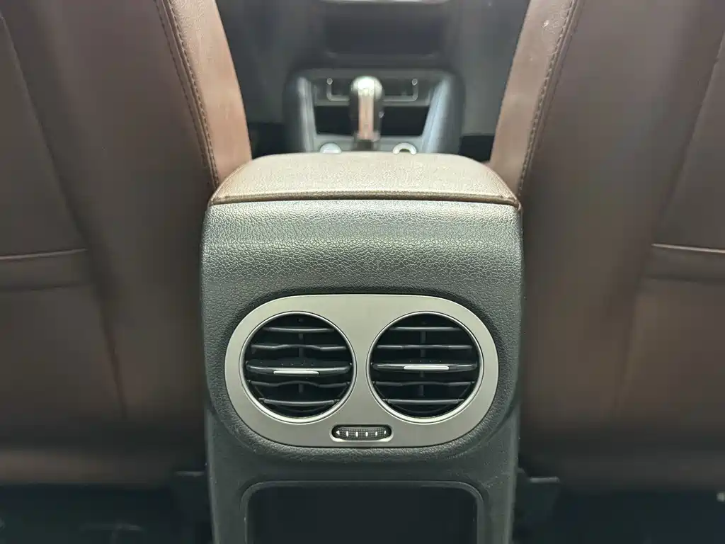 Volkswagen Tiguan 2015 — фото 13