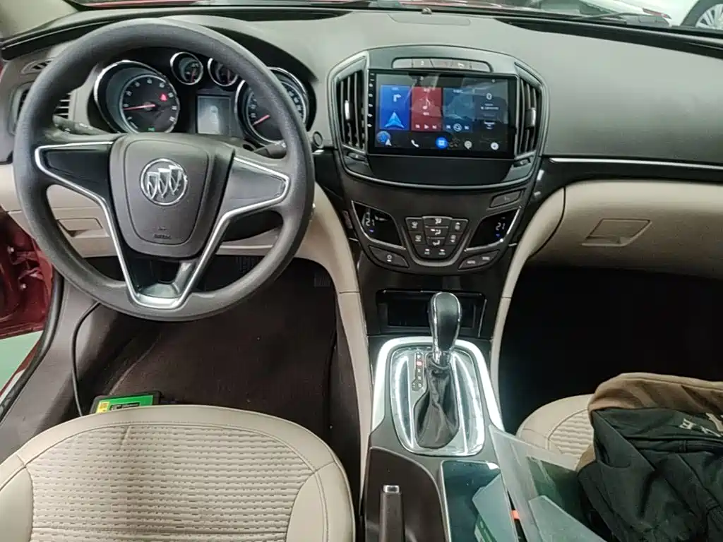 Buick Regal 2017 — фото 10