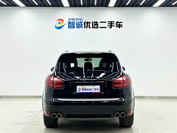 Porsche Cayenne 2011