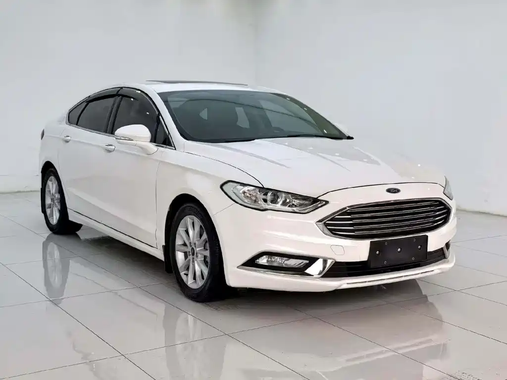 Ford Mondeo 2018 — фото 3