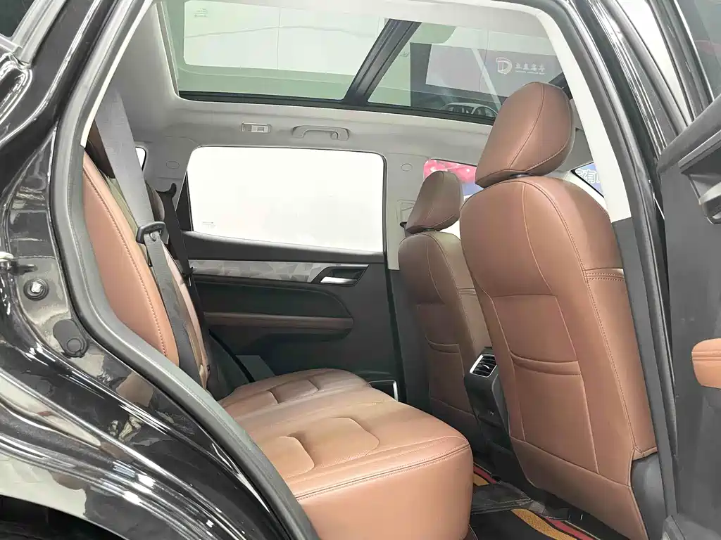 Geely Vision X6 2022 — фото 13