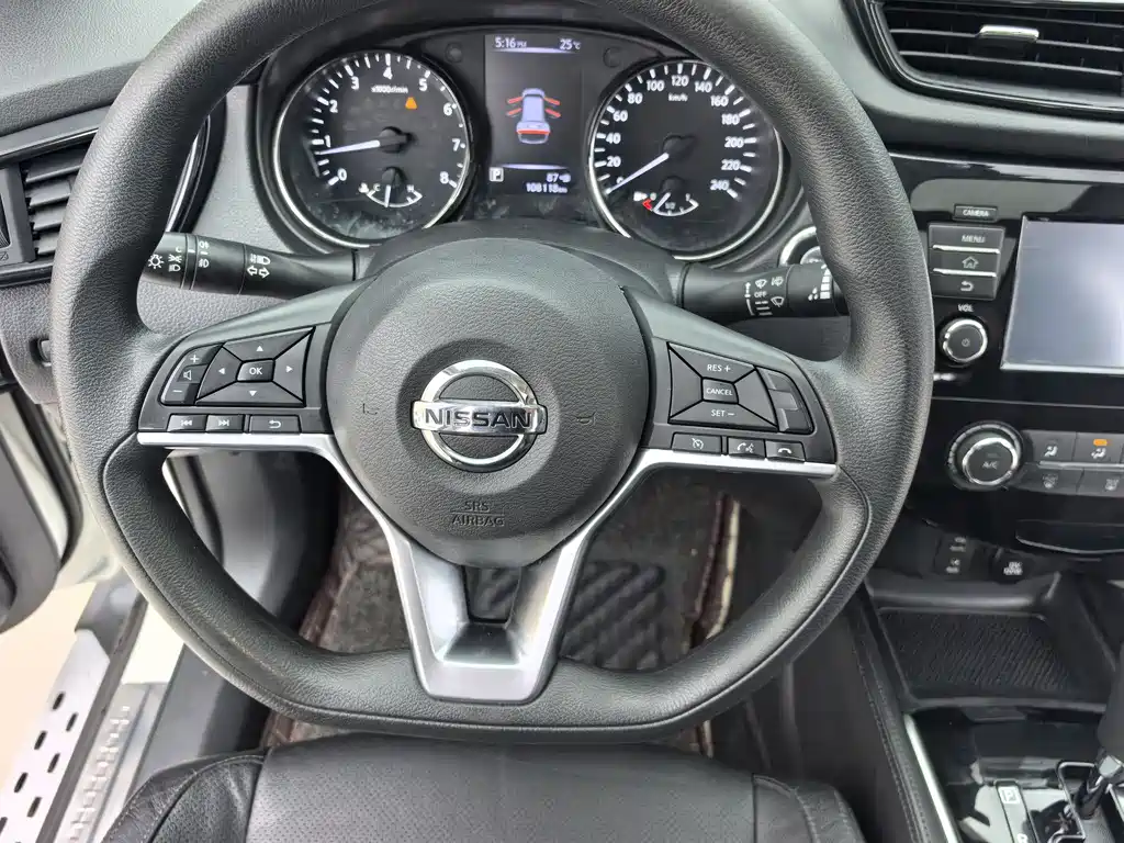 Nissan X-Trail 2018 — фото 13