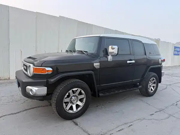 Toyota FJ Cruiser 2013