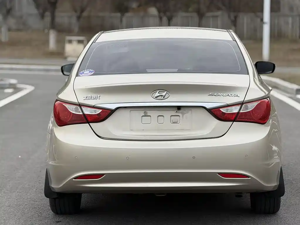 Hyundai Sonata 2012 — фото 8