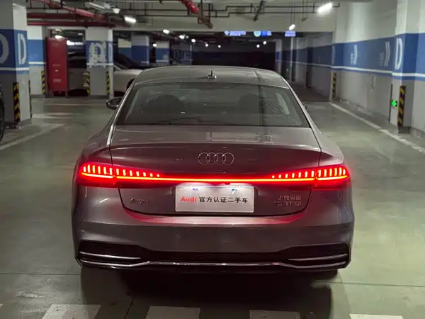 Audi A7L 2022