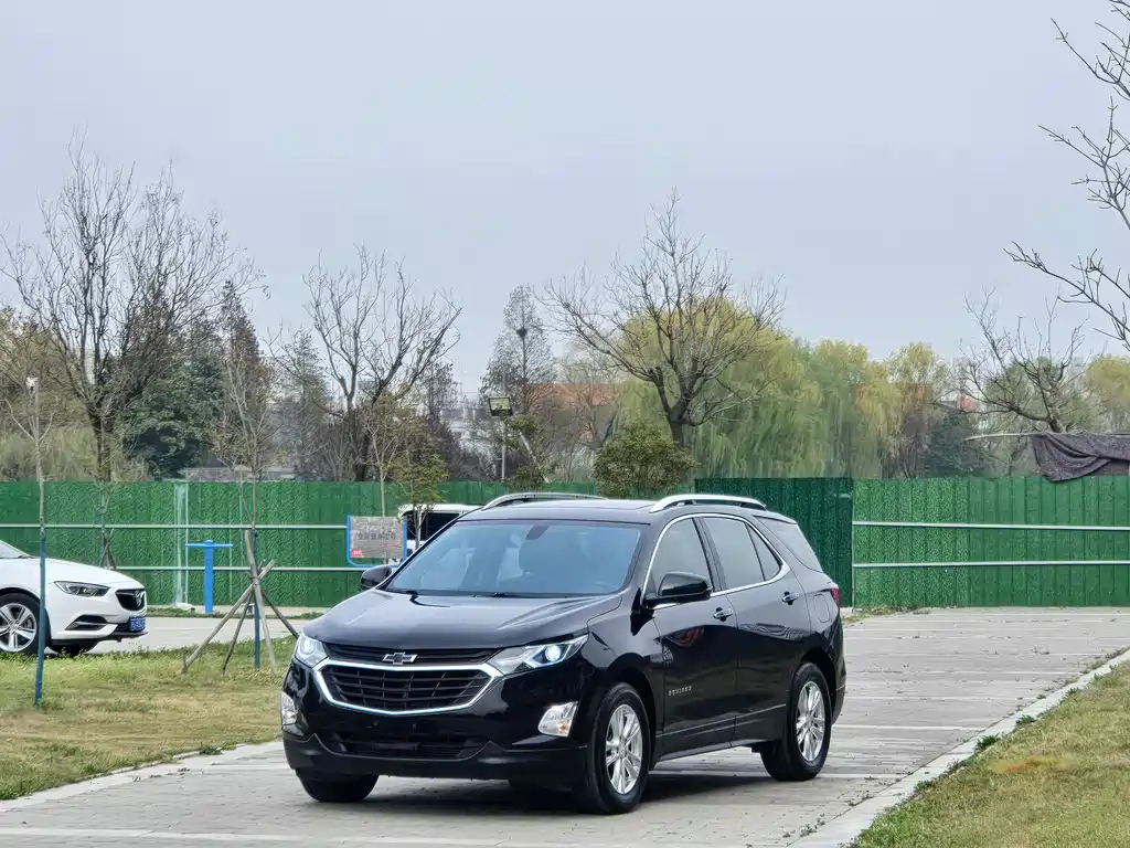 Chevrolet Equinox 2019 — фото 1