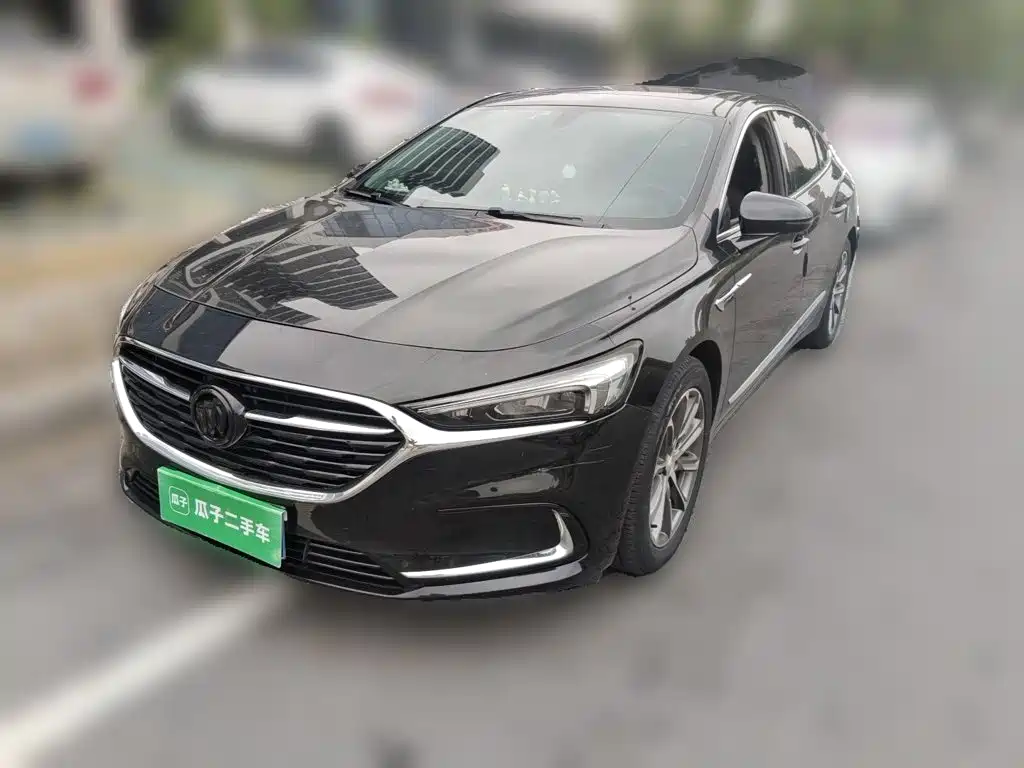 Buick LaCrosse 2021 — фото 1